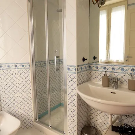 Dimora Santacroce بيت ضيافة نابولي