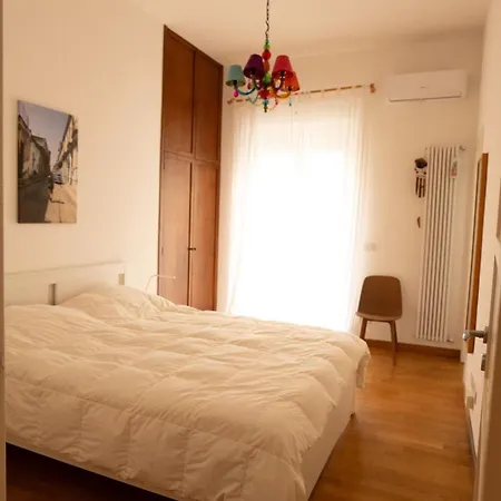 Dimora Santacroce 3* Неаполь